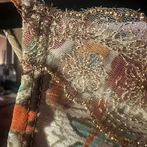 Floral/Paisley Lace Trim Camisole Top - Picture 5 of 6